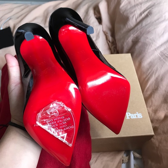 Christian Louboutin - Picture 3 of 5